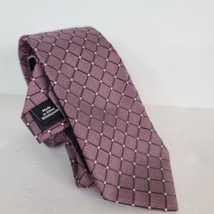 J.Ferrar Pink Diamond Tie. New With Tags.